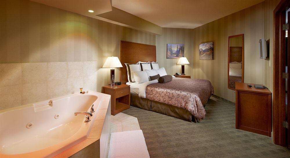 Deerfoot Inn And Casino YYC Exterior foto